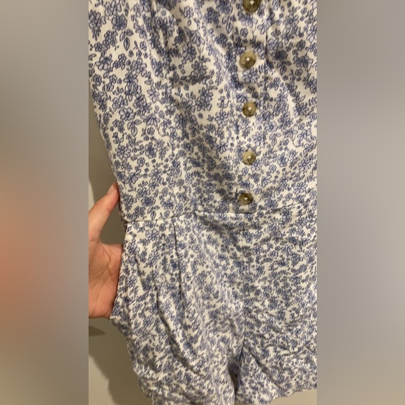 NEW Hollister Romper size S - Picture 2 of 6
